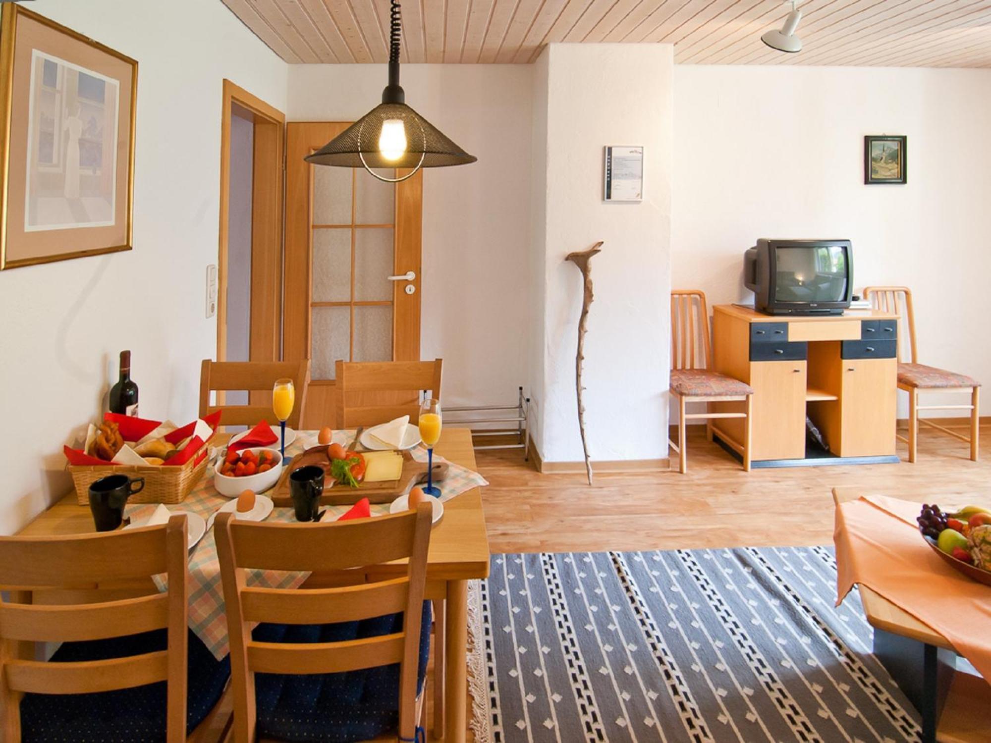 Landhaus Am Kienberg Пфронтен Екстериор снимка